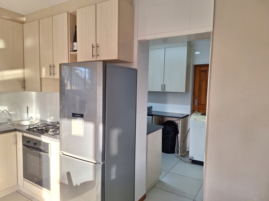 To Let 2 Bedroom Property for Rent in Bothasrus Eastern Cape